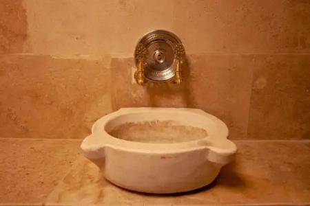 Center Cave House - 61