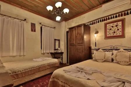 Center Cave House - 2