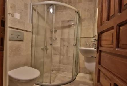 Center Cave House - 26