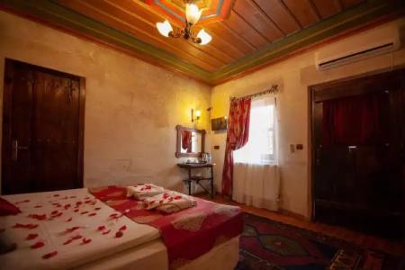 Center Cave House - 64