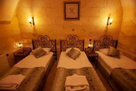 Center Cave House - 46