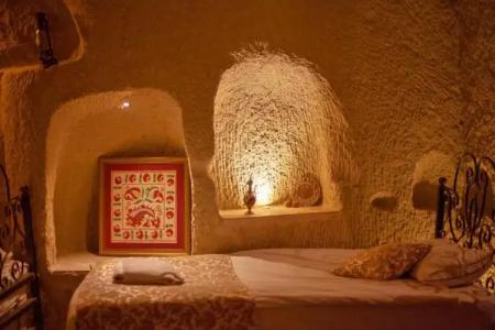 Center Cave House - 84