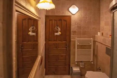 Center Cave House - 13