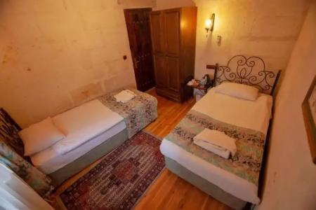 Center Cave House - 29