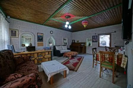 Stone House Cave - 37