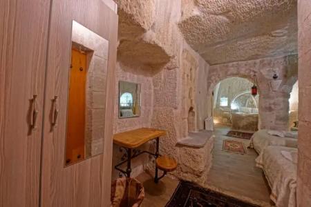 Stone House Cave - 5