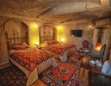 Traveller's Cave - 175