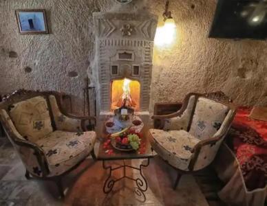 Traveller's Cave - 177