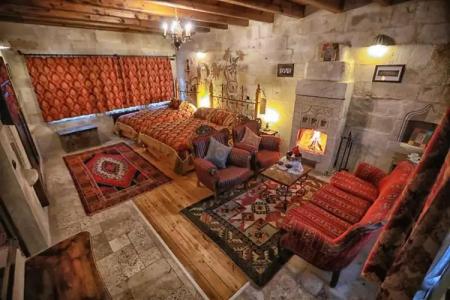 Traveller's Cave - 108