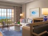 Suite oceanfront