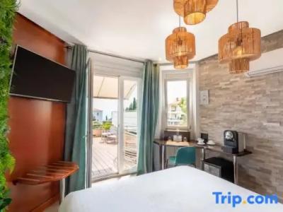 Best Western Plus Hôtel la Rade - 64