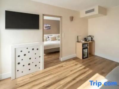 Best Western Plus Hôtel la Rade - 45