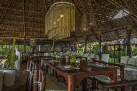 Breezes Beach Club and Spa - 9