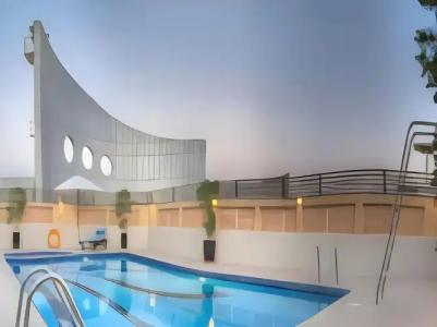 Radiance Premium Suites - 45