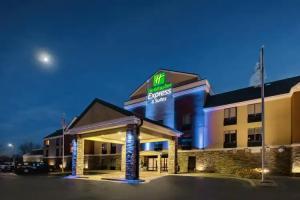 Holiday Inn Express Hotel & Suites Cedar Rapids I-380 at 33rd Avenue, an IHG Hotel, Cedar Rapids