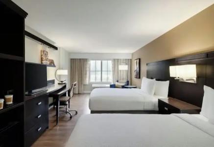 Courtyard by Marriott Charleston Historic District - 38