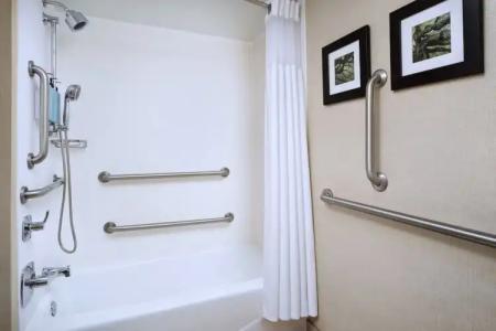 Courtyard by Marriott Charleston Historic District - 40