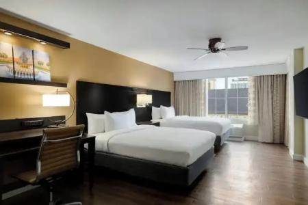 Courtyard by Marriott Charleston Historic District - 41