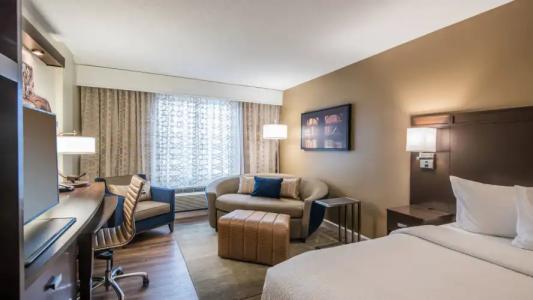 Courtyard by Marriott Charleston Historic District - 25