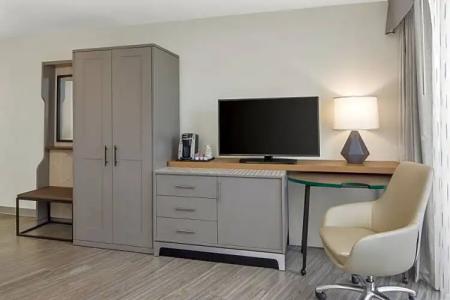 Holiday Inn Charleston-Riverview, an IHG - 47