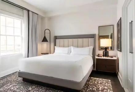 Mills House Charleston, Curio Collection by Hilton - 47