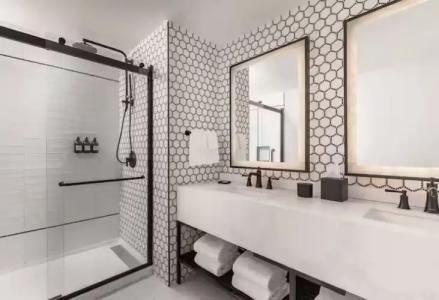 Mills House Charleston, Curio Collection by Hilton - 49