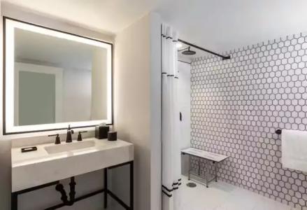 Mills House Charleston, Curio Collection by Hilton - 38