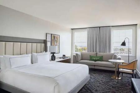 Mills House Charleston, Curio Collection by Hilton - 3