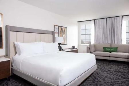 Mills House Charleston, Curio Collection by Hilton - 2