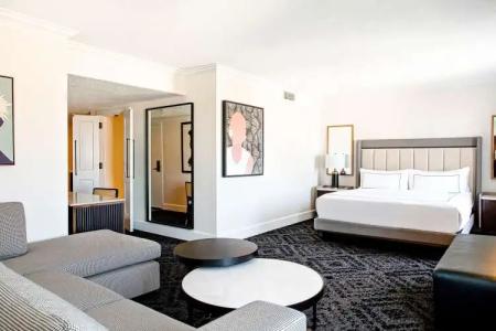 Mills House Charleston, Curio Collection by Hilton - 9