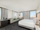 Corner room