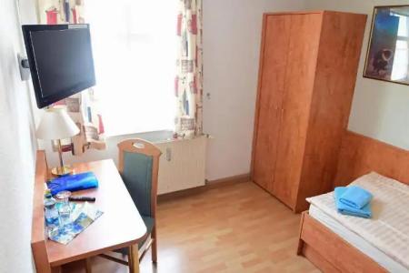 garni Goldene Henne - 29