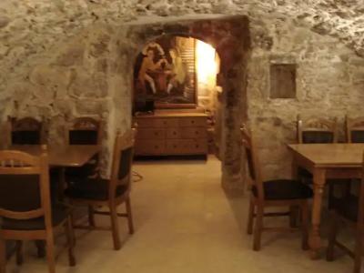 garni Goldene Henne - 23