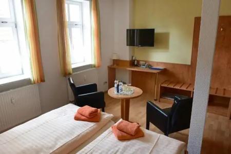 garni Goldene Henne - 41