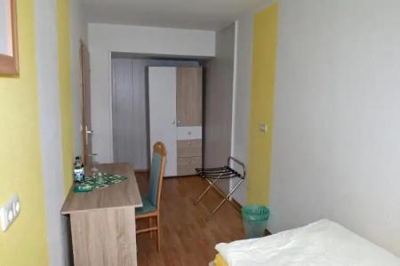 garni Goldene Henne - 34