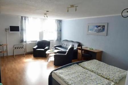 garni Goldene Henne - 54