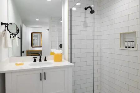 The Vendue, Downtown Art - 29