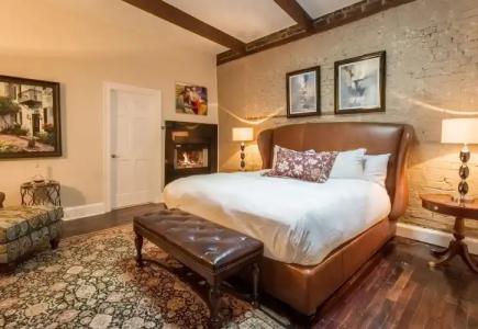 The Vendue, Downtown Art - 44