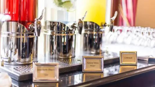 French Quarter Inn - 11