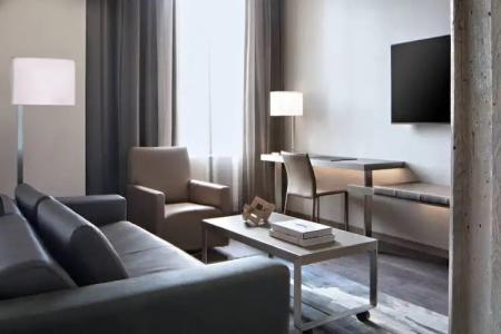 Courtyard Grand Rapids Downtown - 6