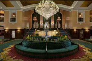 Amway Grand Plaza Hotel, Curio Collection by Hilton, Grand Rapids