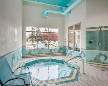 Comfort Inn & Suites South - 17