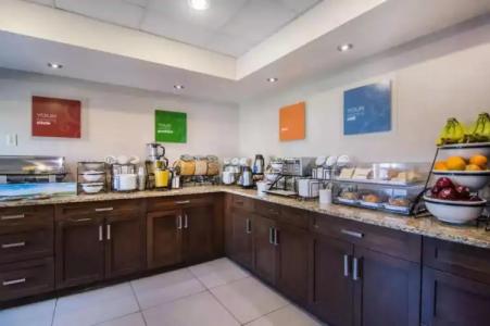 Comfort Inn & Suites South - 25