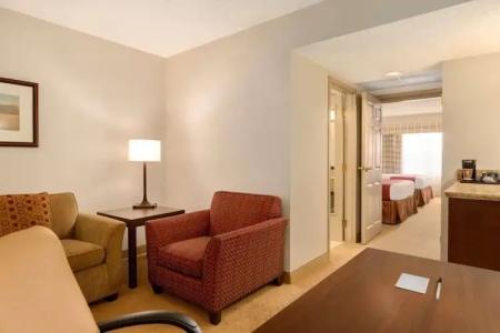 Country Inn & Suites by Radisson, Calgary-Northeast - 43