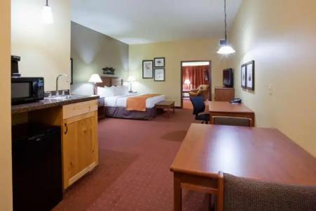 AmericInn by Wyndham Fargo Medical Center - 117