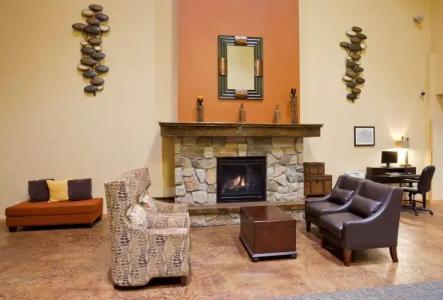 AmericInn by Wyndham Fargo Medical Center - 1