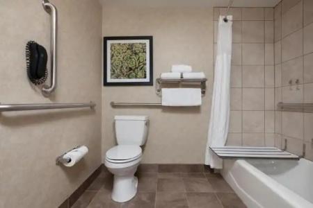 Hilton Garden Inn Fargo - 35