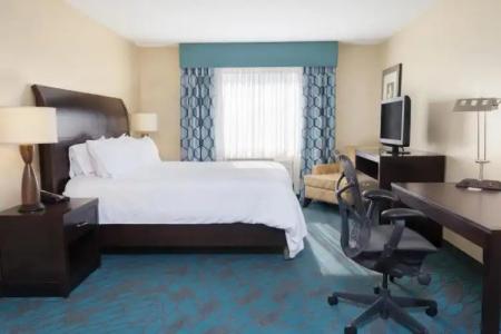Hilton Garden Inn Fargo - 39