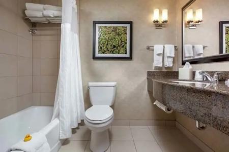 Hilton Garden Inn Fargo - 58