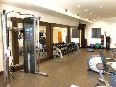 Hilton Garden Inn Fargo - 21